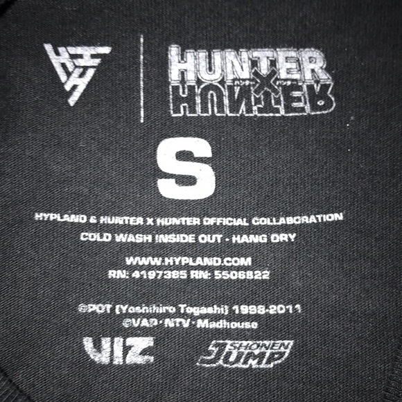 Anime shirt worn once - Picture 5 of 5